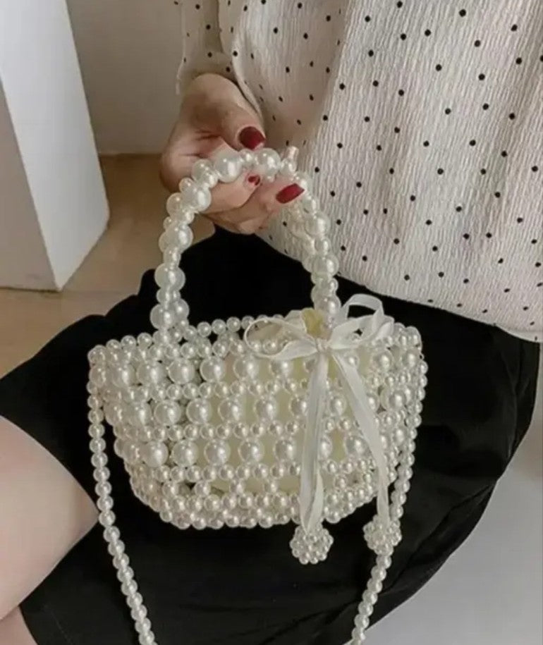 Stellara 13-Star Acrylic Bead Handbag