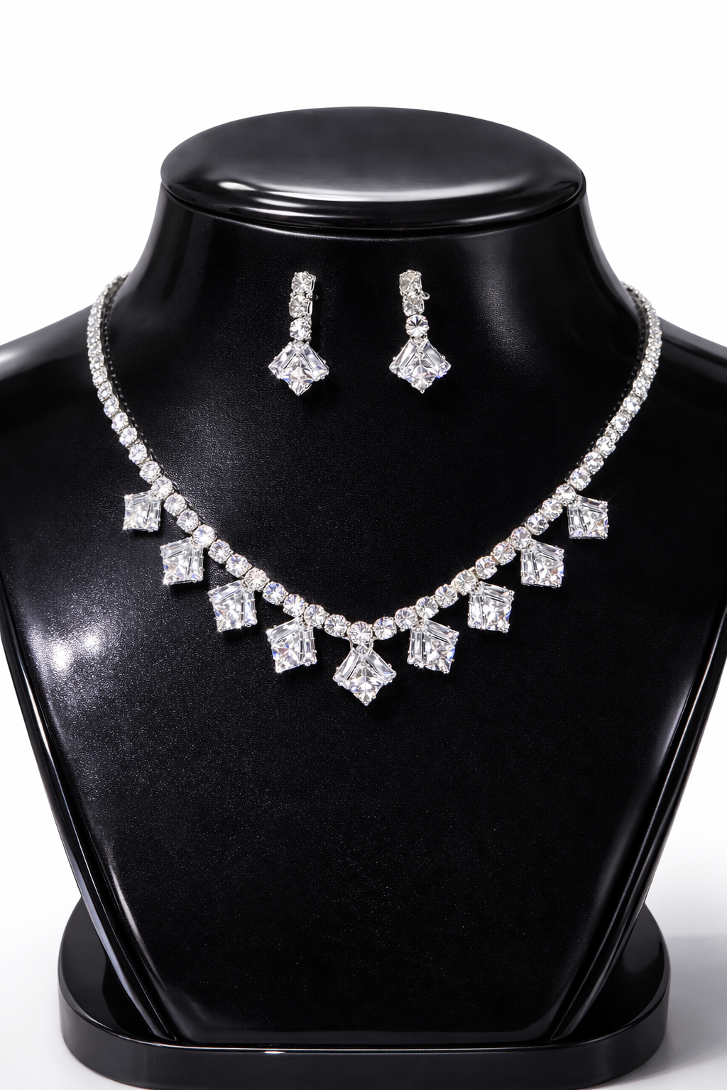Imperial Radiance Diamond Set