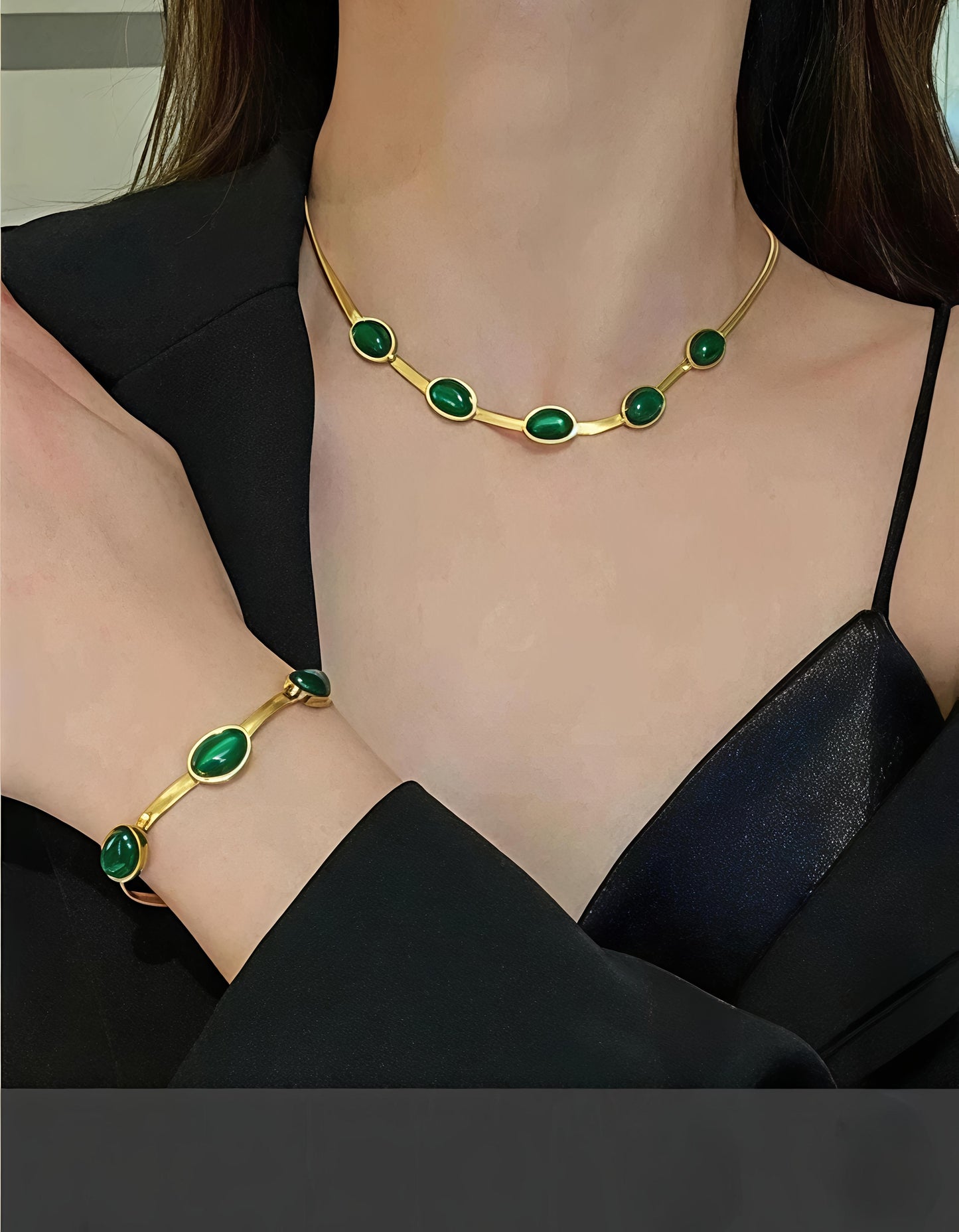 Noor-e-Zamarud Imperial Heirloom Collection With Bracelet